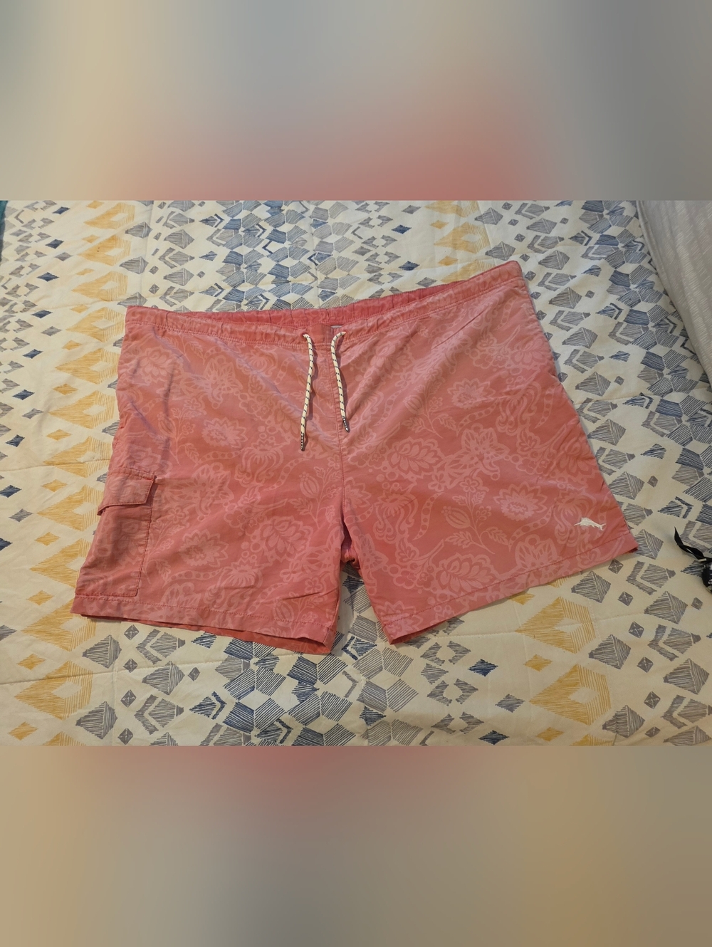 Tommy Bahama XXL Men's Coral Floral Swim Shorts